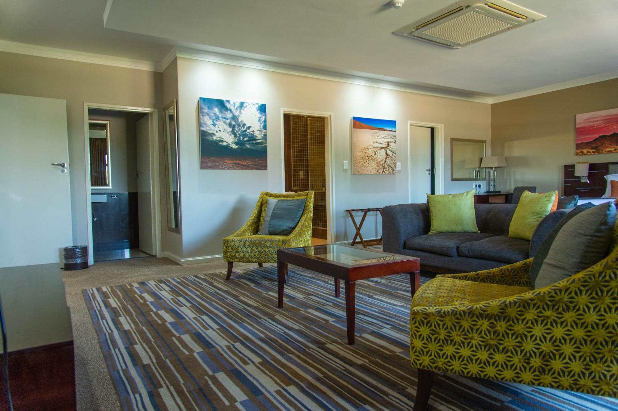 Cresta Mahalapye Hotel Extérieur photo